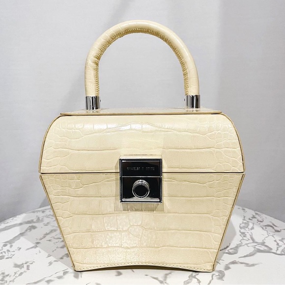 Charles & Keith: Yellow Croc-Effect Sculptural Bag - Picture 1 of 1